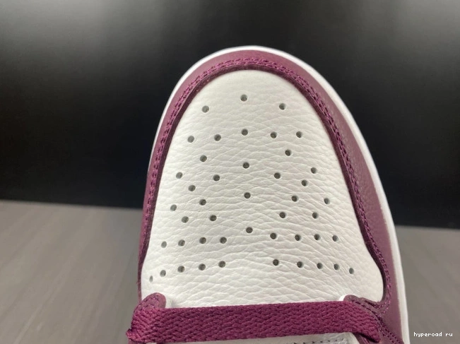 1 High OG Bordeaux 555088-611 Air Jordan 0630